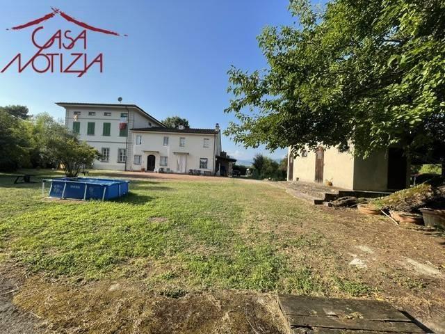 Palazzo in vendita a Rughi, Porcari