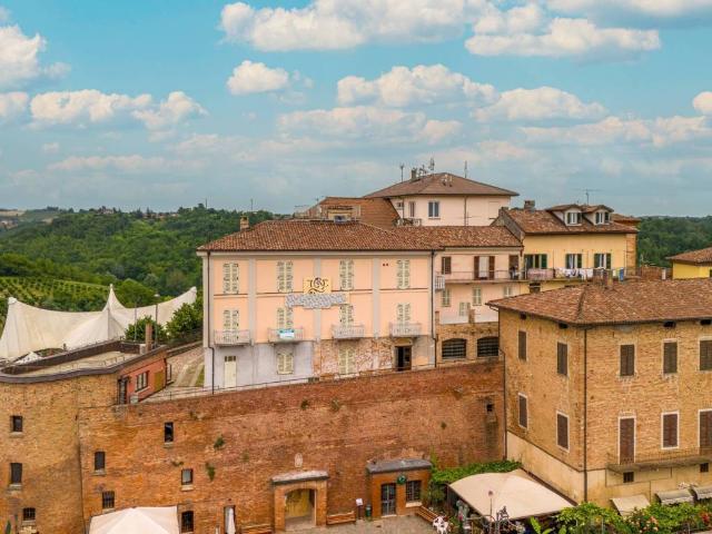 Palazzo in vendita a Piemonte, Asti