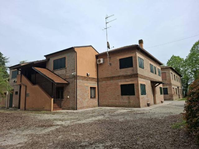 Palazzo in vendita a Portomaggiore, Reggio Emilia