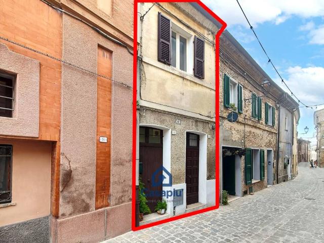 Palazzo in vendita a Marche, Macerata