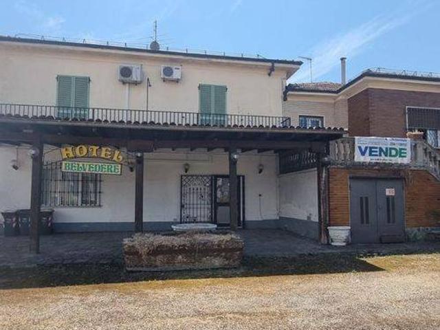 Palazzo in vendita a Pozzolo Formigaro, Alessandria