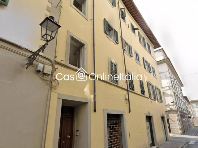 Palazzo in vendita a Prato, Toscana