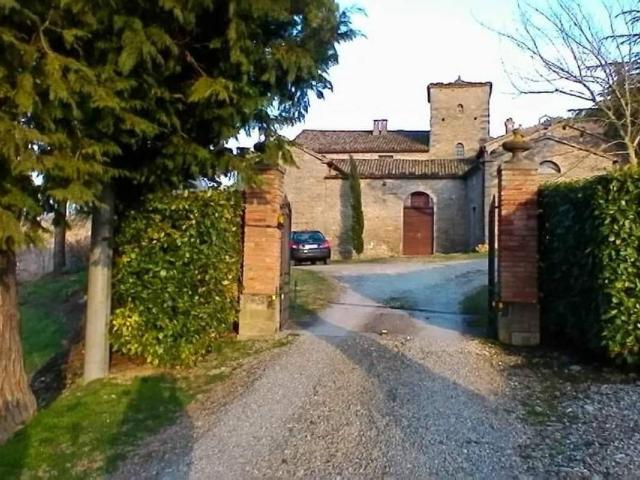 Palazzo in vendita a Unione di Comuni della Romagna Forlivese, Predappio