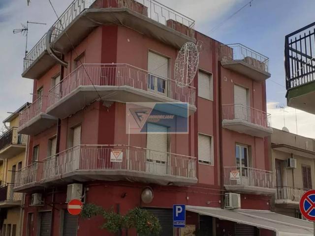 Palazzo in vendita a Priolo Gargallo, Sicilia