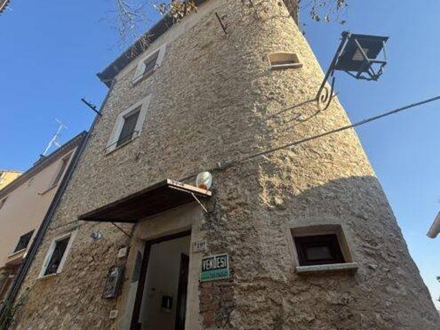 Palazzo in vendita a Priverno