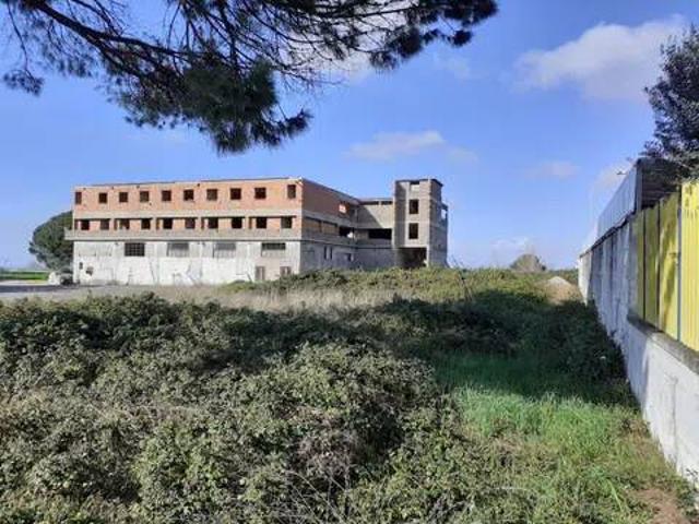 Palazzo in vendita a Qualiano, Campania