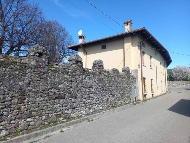Palazzo in vendita a Ragogna, Friuli-Venezia Giulia