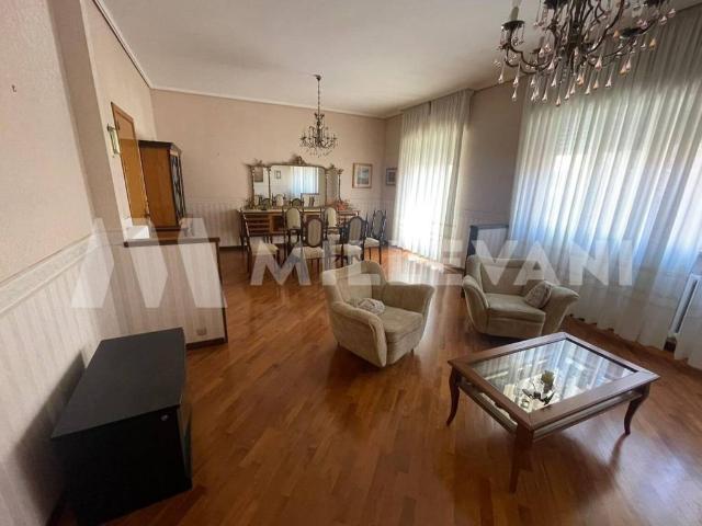 Palazzo in vendita a Ragusa, Selvaggio