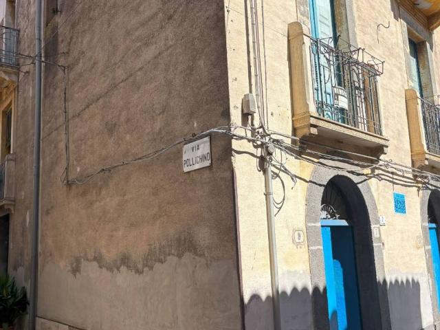 Palazzo in vendita a Randazzo, Sicilia