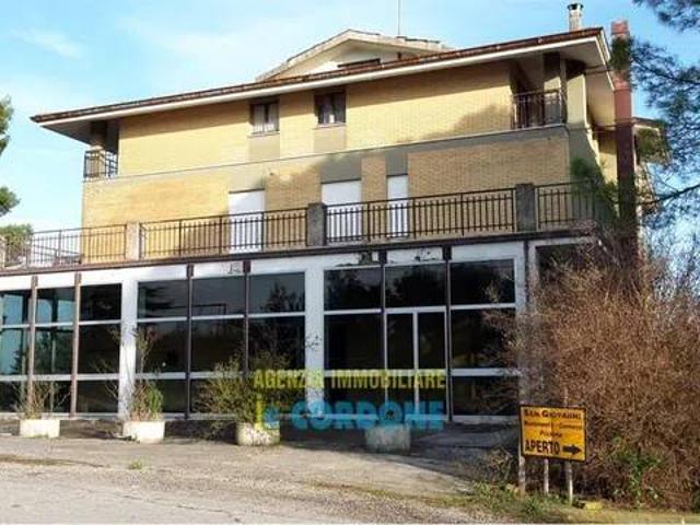 Palazzo in vendita a Contrada Tenna, Rapagnano