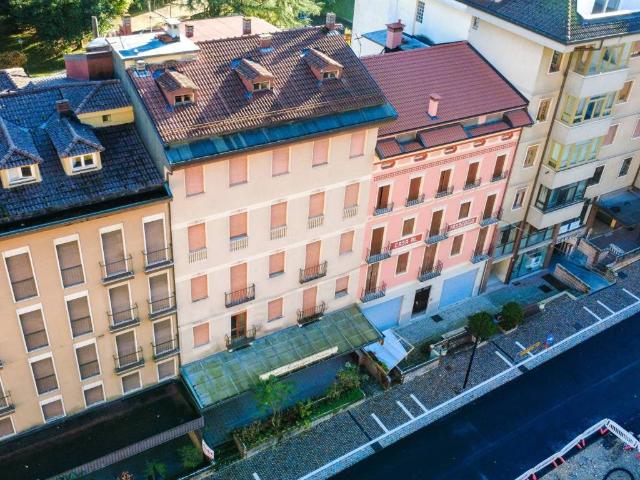 Palazzo in vendita a Recoaro Terme, Veneto