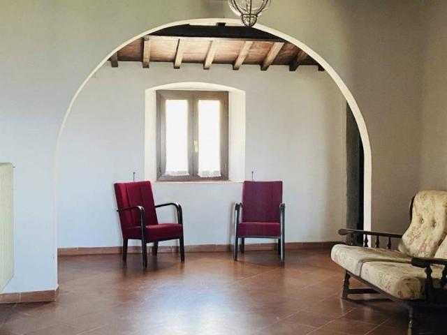 Palazzo in vendita a Cascia, Reggello