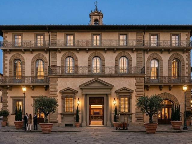 Palazzo in vendita a San Donato in Fronzano, Reggello