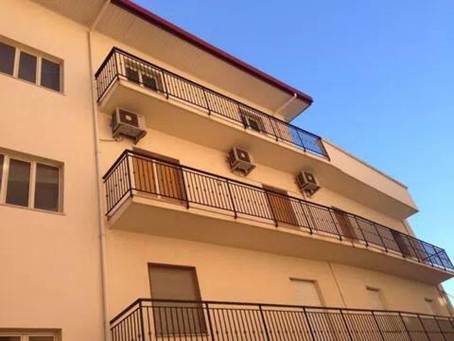Palazzo in vendita a Ravagnese, Reggio di Calabria