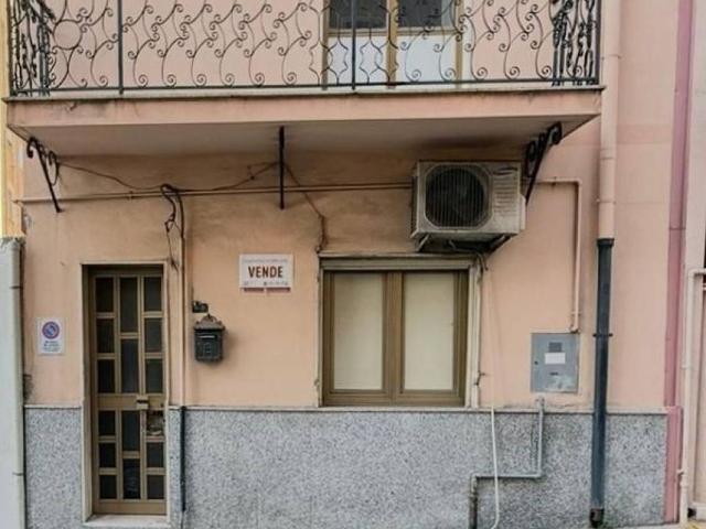 Palazzo in vendita a Calabria, Reggio Calabria