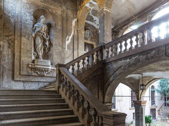Palazzo in vendita a San Giacomo città, Re