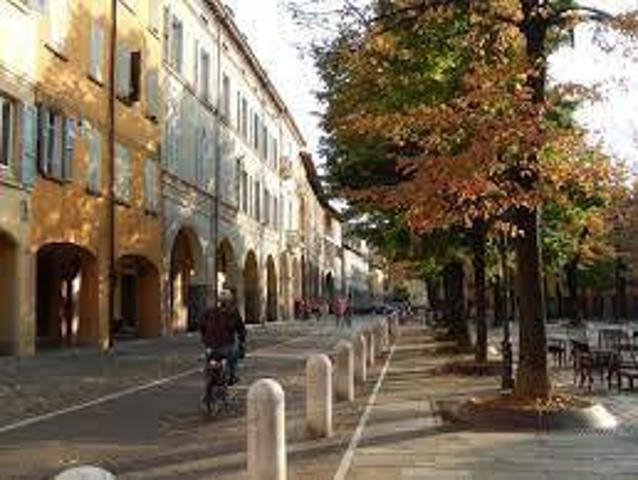Palazzo in vendita a Porta Castello, Re