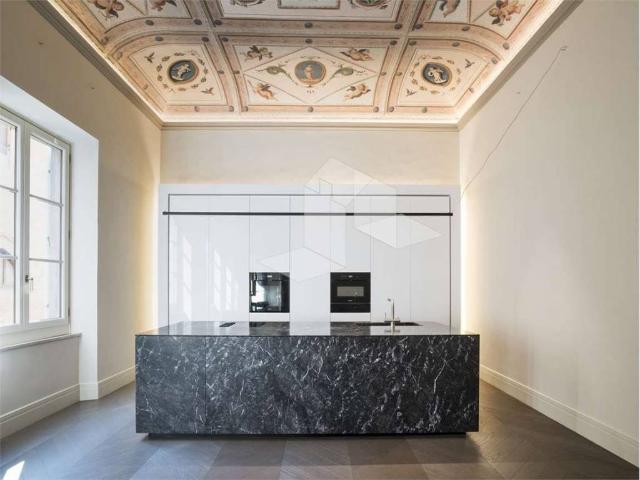 Palazzo in vendita a San Prospero città, Re