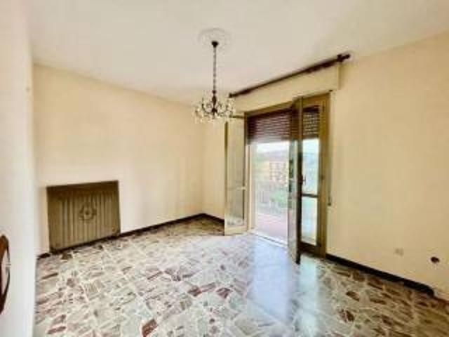 Palazzo in vendita a Buon Pastore, Re