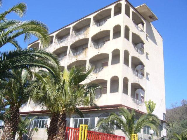 Palazzo in vendita a Calabria, Vibo Valentia