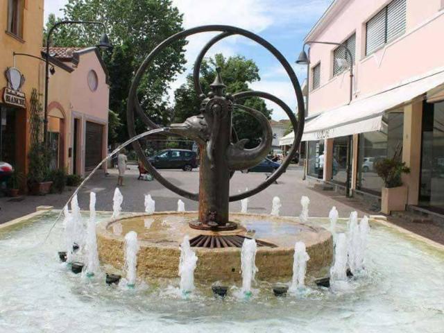 Palazzo in vendita a Abissinia, Riccione