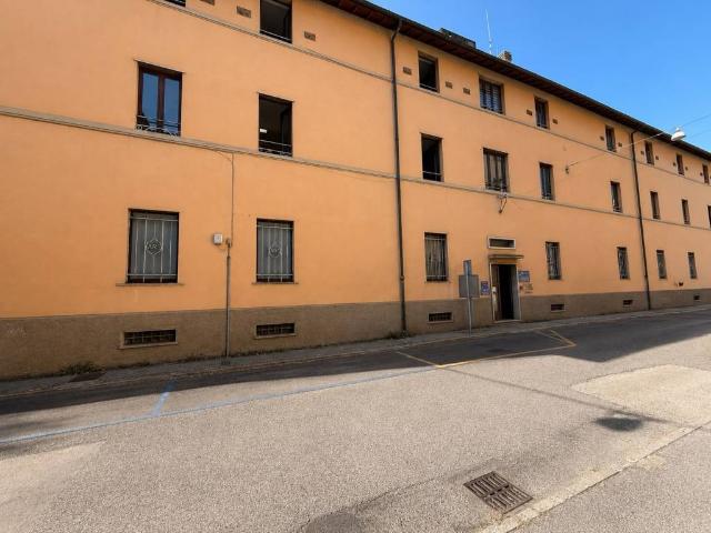 Palazzo in vendita a Regina Pacis, Rieti