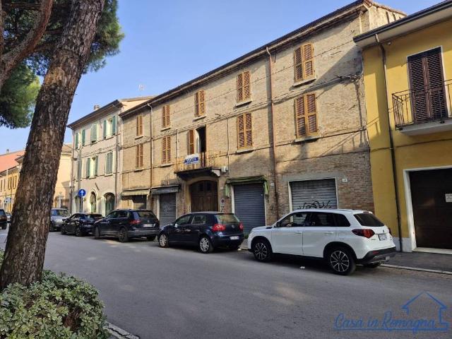 Palazzo in vendita a Rimini, Reggio Emilia