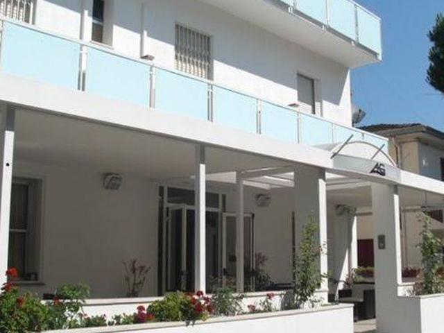 Palazzo in vendita a Rimini, Reggio Emilia