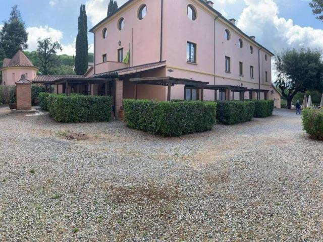 Palazzo in vendita a Riparbella, Toscana