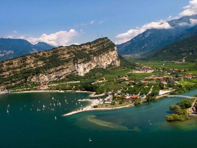 Palazzo in vendita a Comunità Alto Garda e Ledro, Riva