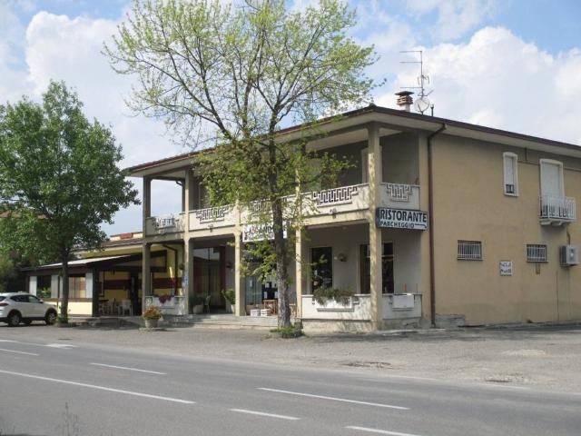 Palazzo in vendita a Rivergaro, Reggio Emilia