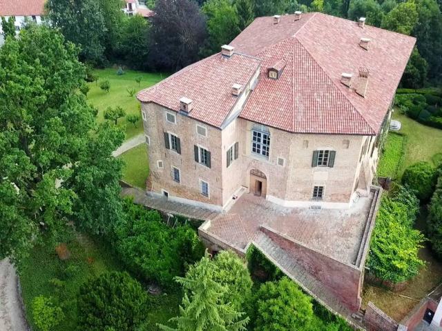 Palazzo in vendita a Piemonte, Asti