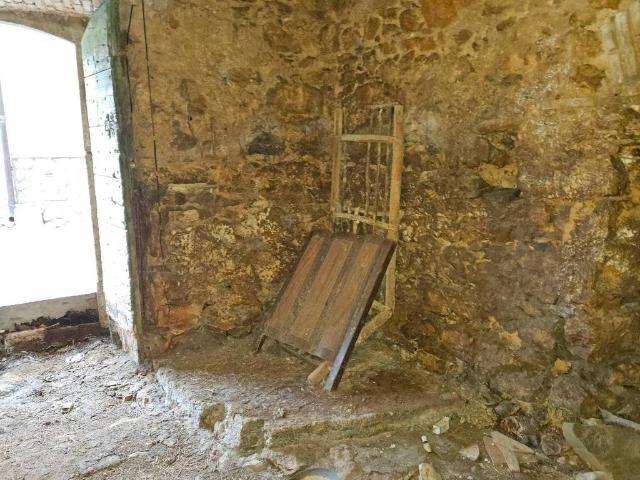 Palazzo in vendita a Rocca Di Mezzo, Abruzzo