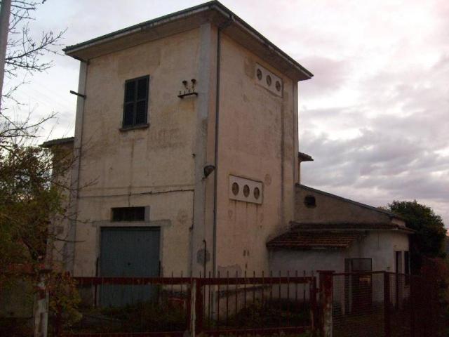 Palazzo in vendita a Rocca Sinibalda, Lazio