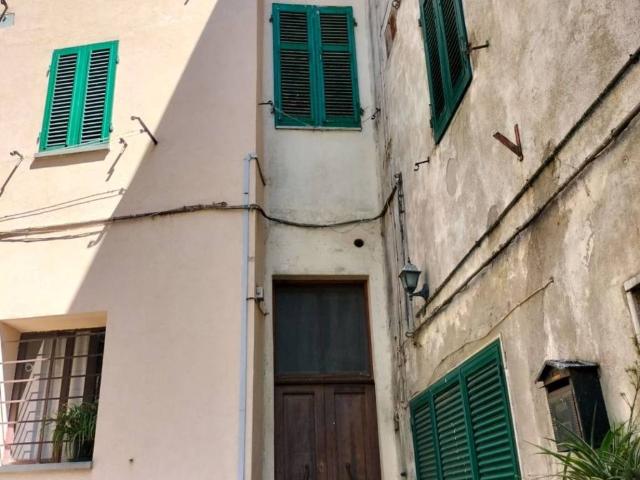 Palazzo in vendita a Roccastrada, Toscana