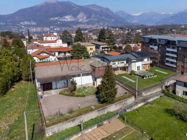 Palazzo in vendita a Rogeno, Lombardia