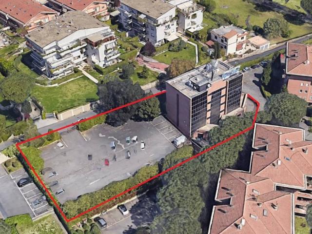 Palazzo in vendita a Municipio Roma XV, Roma Capitale
