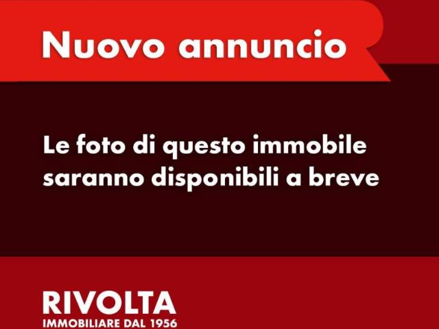 Palazzo in vendita a Quartaccio, Roma