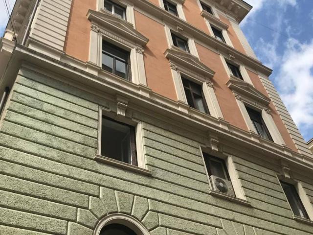 Palazzo in vendita a Pinciano, Roma