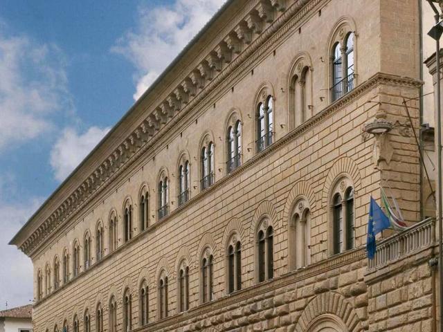 Palazzo in vendita a Monti, Roma