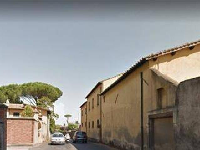 Palazzo in vendita a Municipio Roma XIII, Roma Capitale