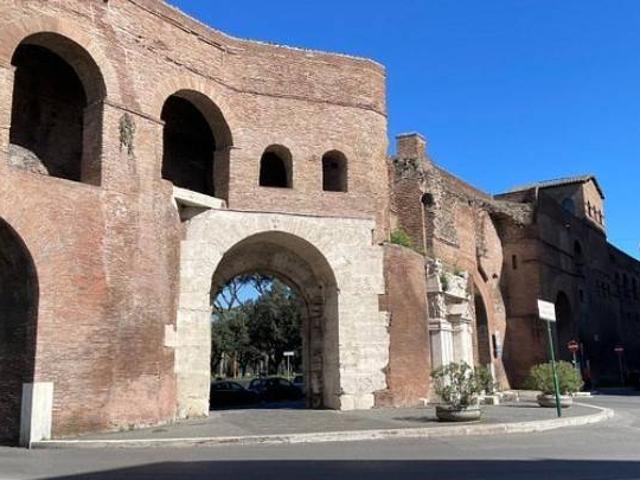 Palazzo in vendita a Ludovisi, Roma