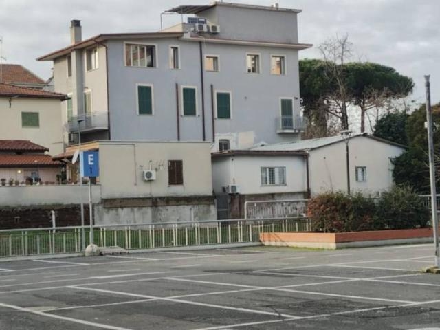 Palazzo in vendita a Municipio Roma IV, Roma Capitale