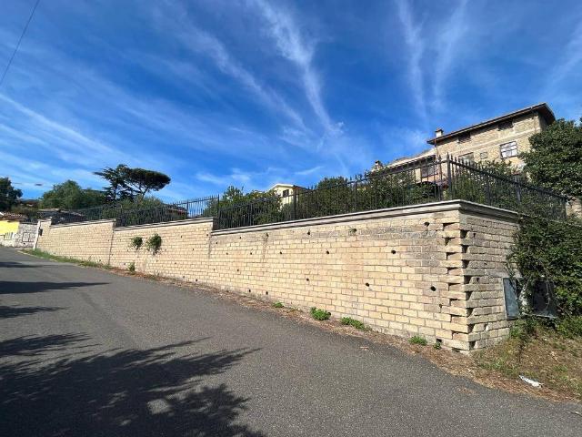 Palazzo in vendita a Schizzanello, Roma