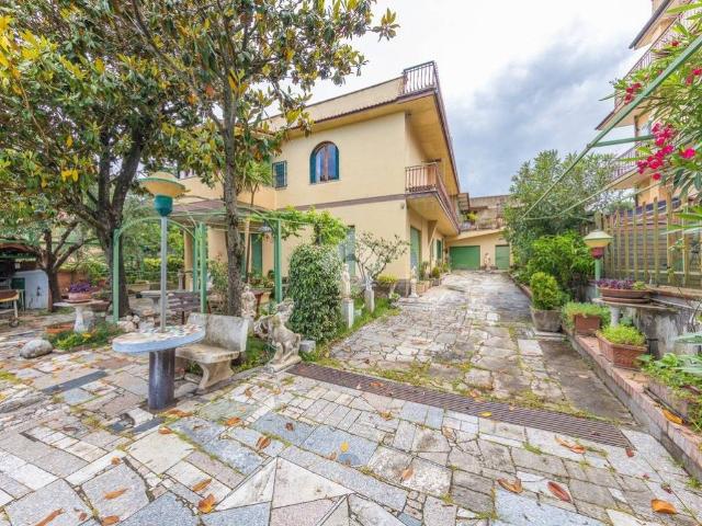 Palazzo in vendita a Corcolle, Roma Capitale