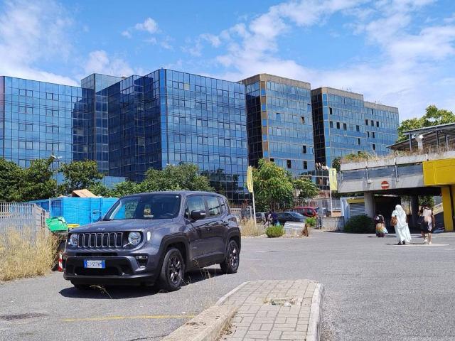 Palazzo in vendita a Torrenova, Roma