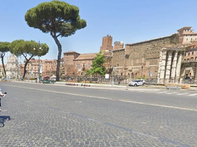 Palazzo in vendita a Municipio Roma I, Roma Capitale