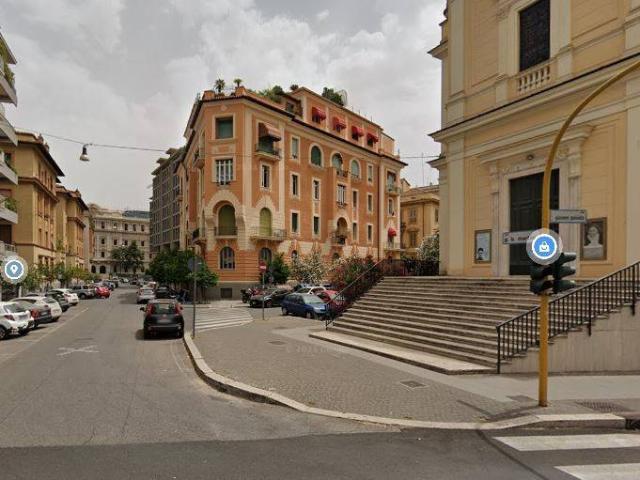 Palazzo in vendita a Municipio Roma II, Roma Capitale
