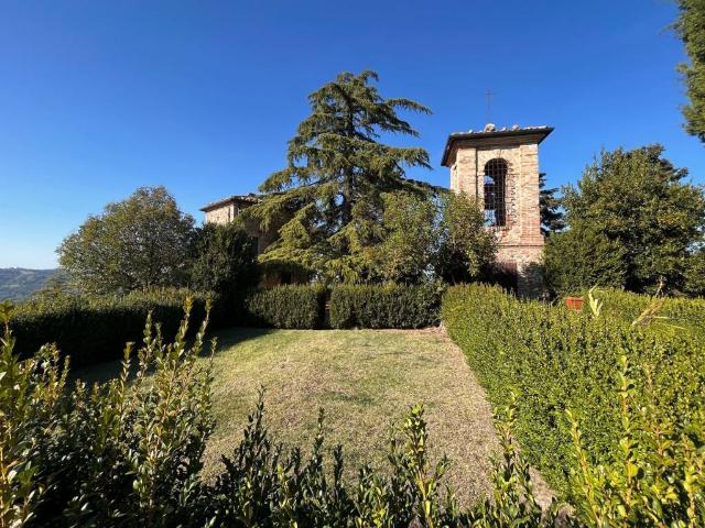 Palazzo in vendita a Monteleone, Roncofreddo