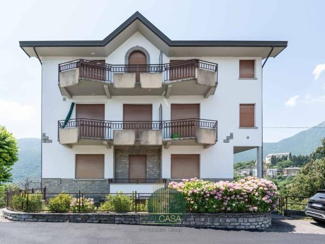 Palazzo in vendita a Rota D'imagna, Lombardia